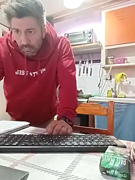 Gato2025perro online show from 04.24.26