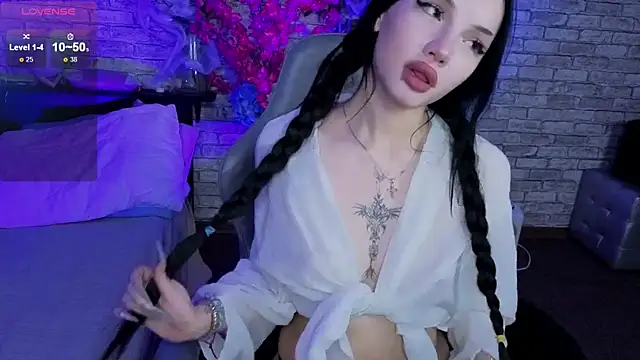 AkiraAsai online show from 10.31.25