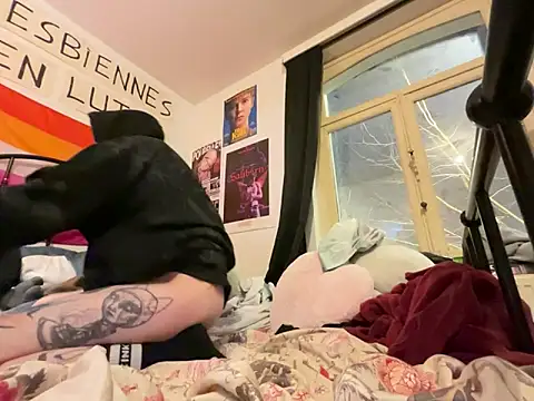 Snapshot of Styxlust chatting on 03.11.26 Styxlust online show from 03.11.26