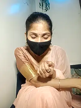 TheSassyGirl7 online show from 09.08.25