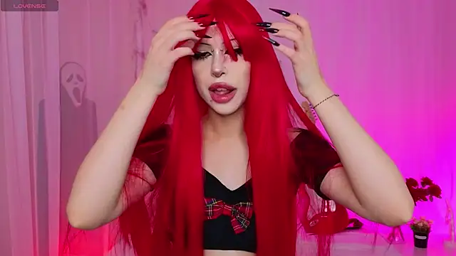 Snapshot of venomeowww__ chatting on 10.29.25 venomeowww online show from 10.29.25