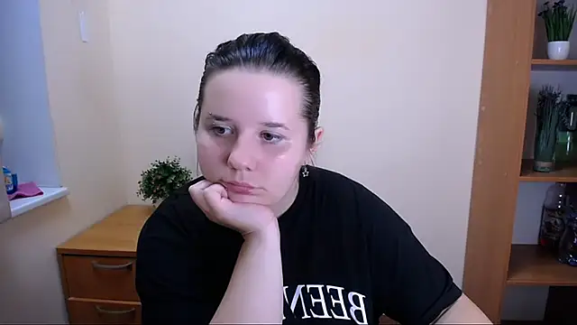 Snapshot of Mina_sky_ chatting on 09.09.25 Mina sky  online show from 09.09.25