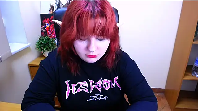 Snapshot of Mina_sky_ chatting on 10.21.25 Mina sky  online show from 10.21.25