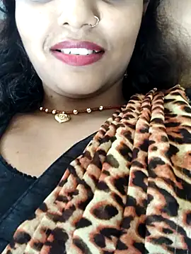 Snapshot of AnanyaKapoor89 chatting on 09.18.25 AnanyaKapoor89 online show from 09.18.25