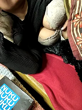 Snapshot of queenbuggi chatting on 02.28.26 queenbuggi online show from 02.28.26