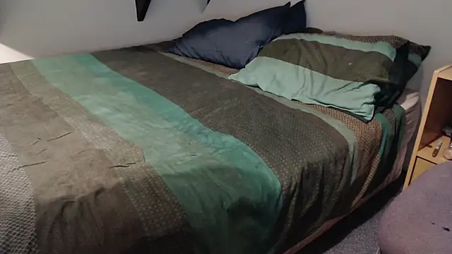 idiotpig66 online show from 03.03.25