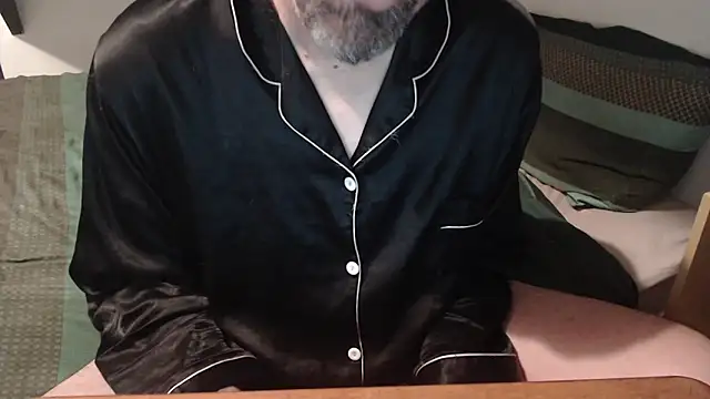 idiotpig66 online show from 03.08.25