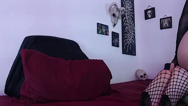 Snapshot of Valakiablood chatting on 03.07.26 Valakiablood online show from 03.07.26