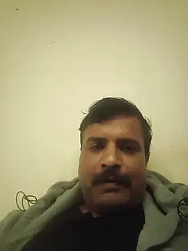 vardh033 online show from 10.29.25