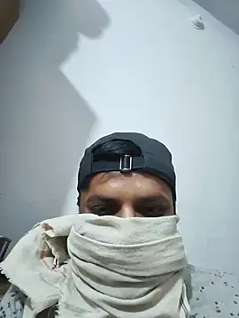 vardh033 online show from 11.08.25