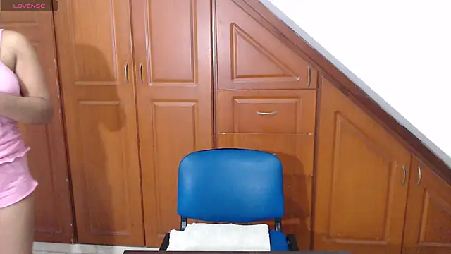 veronica em1 online show from 11.10.25