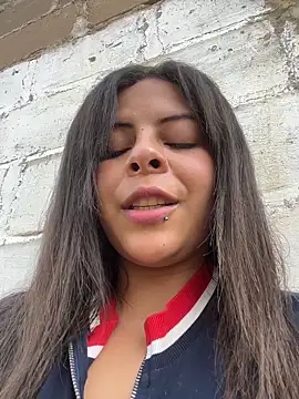 Snapshot of MiaCollinssx chatting on 01.06.26 MiaCollinssx online show from 01.06.26