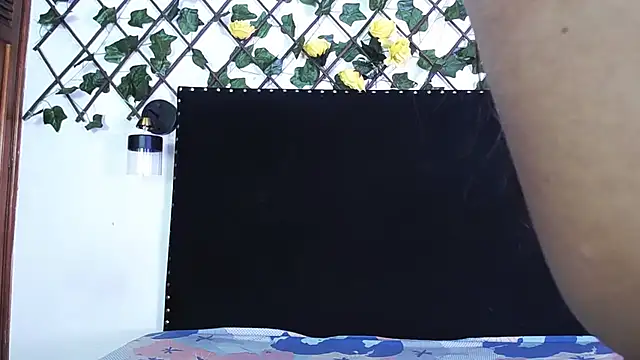 vyumekoper online show from 10.25.25