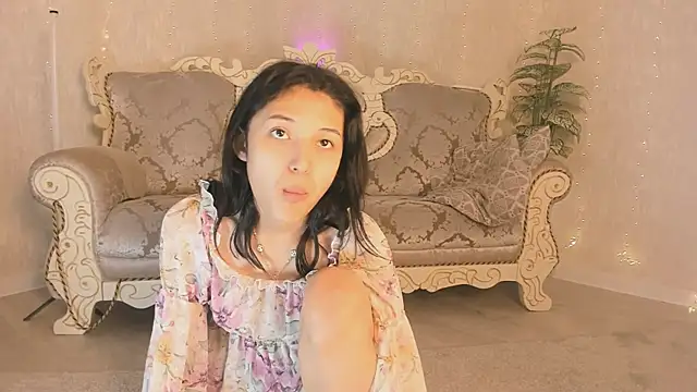 Snapshot of Rei_ramiki chatting on 10.21.25 Rei ramiki online show from 10.21.25