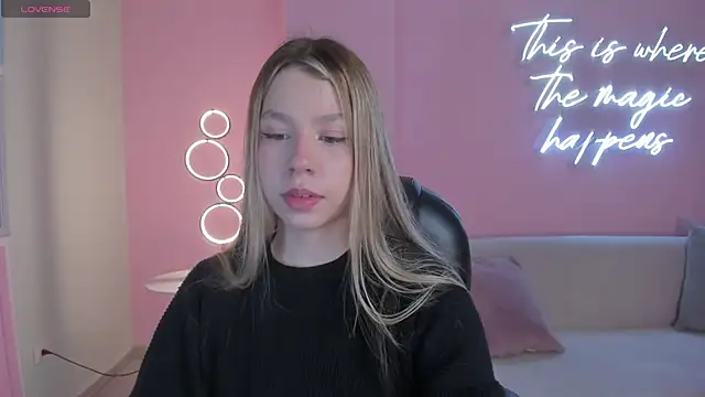 TiffannySins online show from 06.09.26