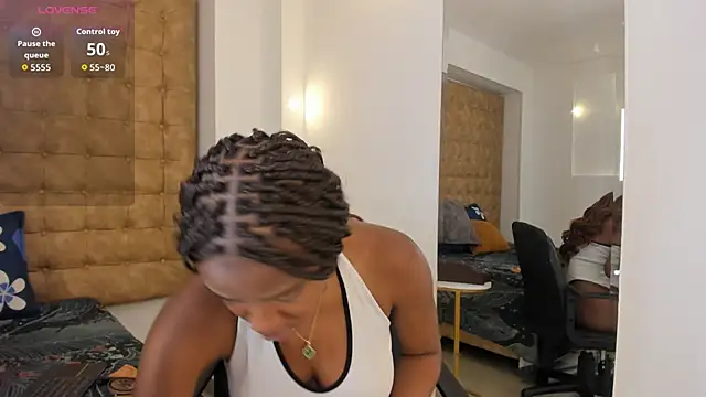 ThaliaOcean online show from 12.15.25