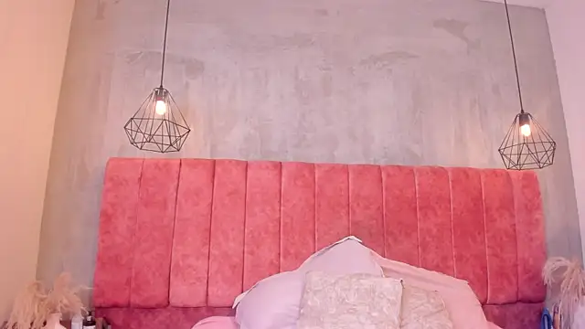  miss mia online show from 05.25.26