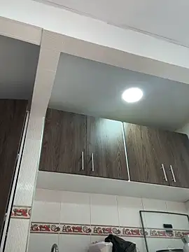 Snapshot of evelyn_1702 chatting on 12.05.25 evelyn 1702 online show from 12.05.25