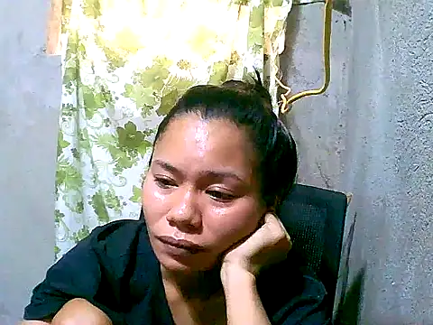 Sweeetgurll online show from 11.28.25