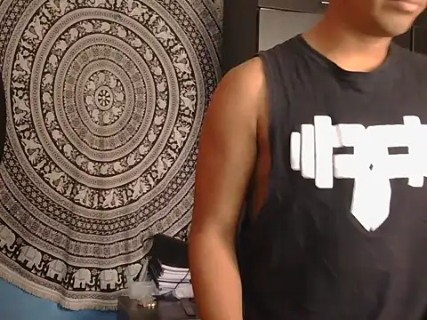 Snapshot of latinboybigdick chatting on 09.13.25 latinboybigdick online show from 09.13.25