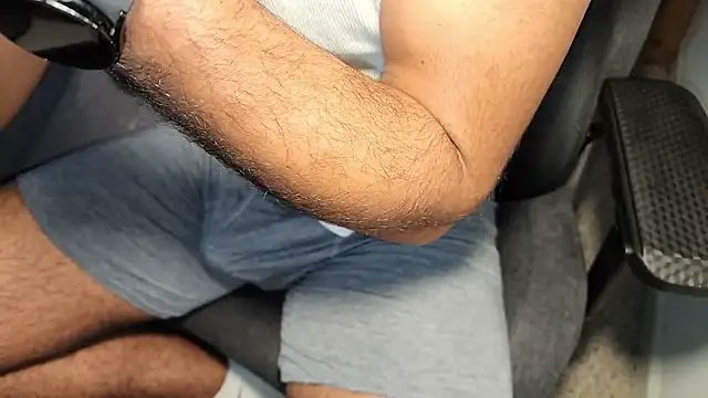 Snapshot of catt18 chatting on 01.05.26 catt18 online show from 01.05.26