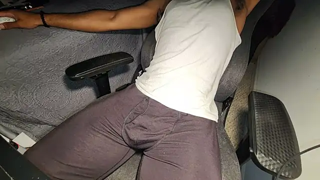 Snapshot of catt18 chatting on 01.06.26 catt18 online show from 01.06.26