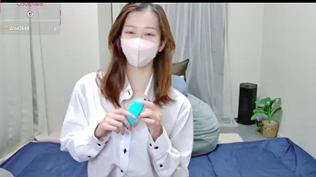 Snapshot of Haruno_sakura_ch chatting on 12.21.25 Haruno sakura ch online show from 12.21.25