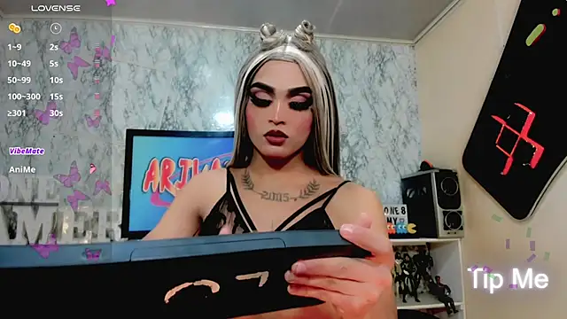 Snapshot of Natasha_clifford chatting on 02.09.26 Natasha clifford online show from 02.09.26