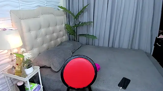 Patricia Anderson online show from 11.24.25