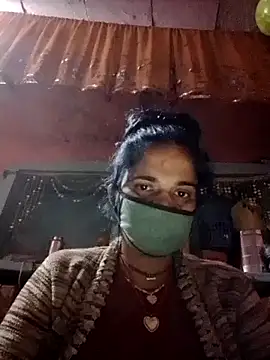 Snapshot of Hot_ashna chatting on 11.19.25 Hot ashna online show from 11.19.25