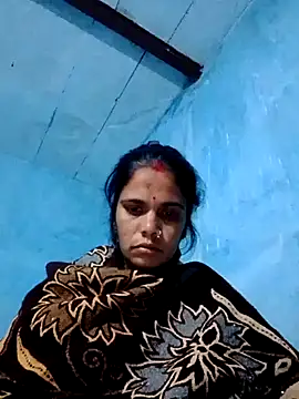 Snapshot of Hot_ashna chatting on 11.24.25 Hot ashna online show from 11.24.25