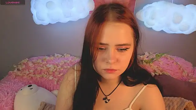 Alis Platt online show from 04.23.26