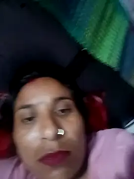 Snapshot of sweet_parul chatting on 10.27.25 sweet parul online show from 10.27.25