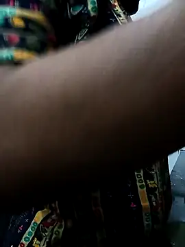 Snapshot of sweet_parul chatting on 11.11.25 sweet parul online show from 11.11.25