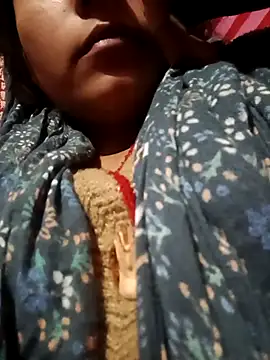 Snapshot of sweet_parul chatting on 12.05.25 sweet parul online show from 12.05.25