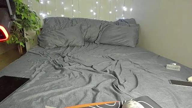 Kelly Gerzikaa online show from 01.18.26