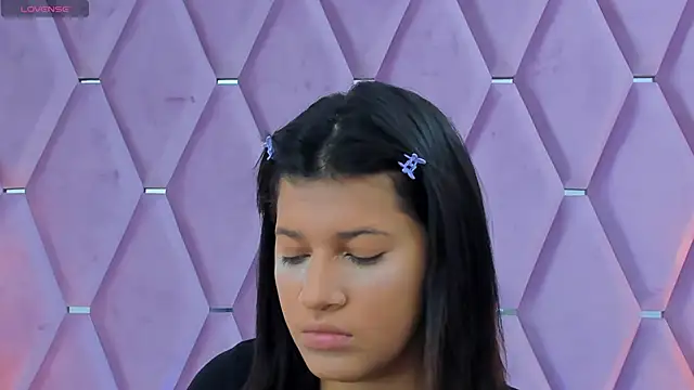 MaskedGirl  online show from 10.21.25