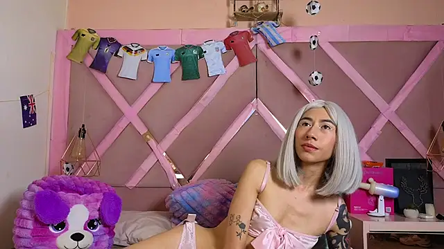 Sophia moo  online show from 07.17.26
