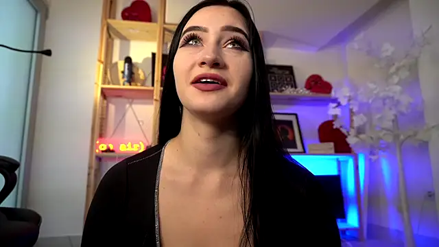 Mary Lori online show from 09.14.25