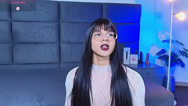 Slenna Moon online show from 02.27.26