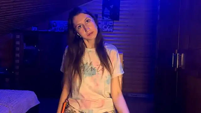 Shyselly online show from 09.26.25