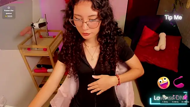 Krysten Riter online show from 06.03.26