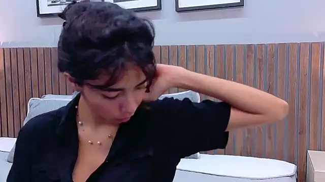 luna roja25 online show from 03.03.26