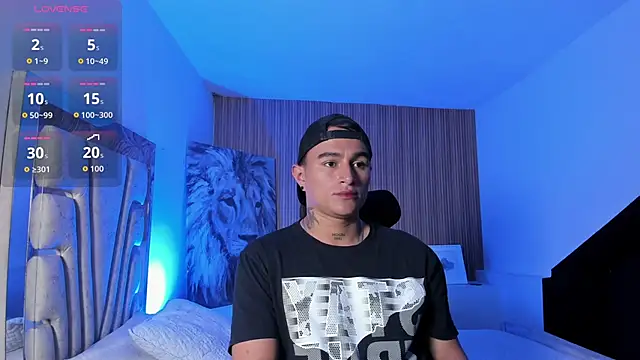 LiamDeep online show from 10.10.25