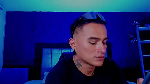 LiamDeep online show from 06.11.26