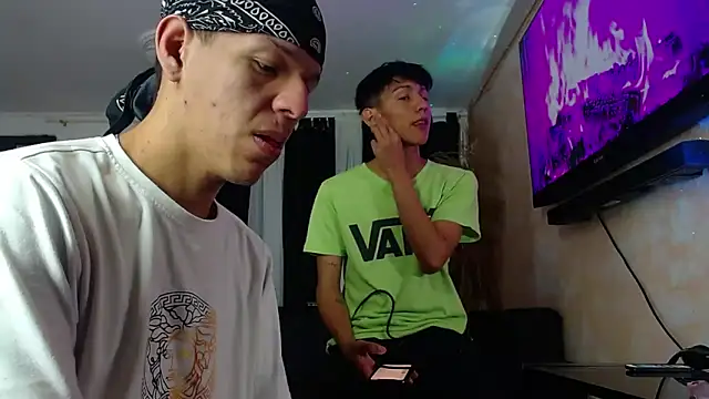 Snapshot of Marcus_and_Tony chatting on 09.14.25 Marcus and Tony online show from 09.14.25