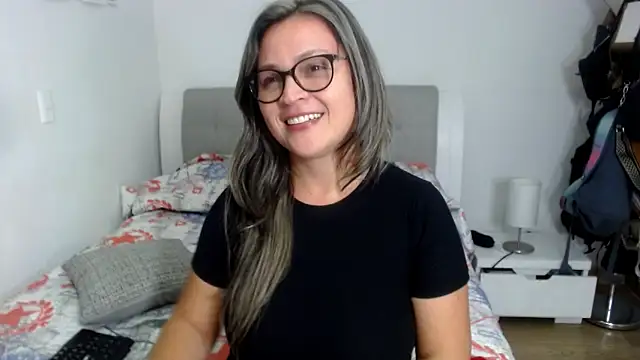 Snapshot of sophie_lopez1 chatting on 02.04.26 sophie lopez1 online show from 02.04.26