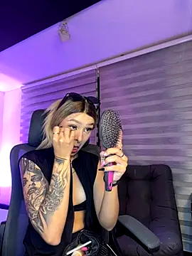 SkyThompson online show from 11.15.25