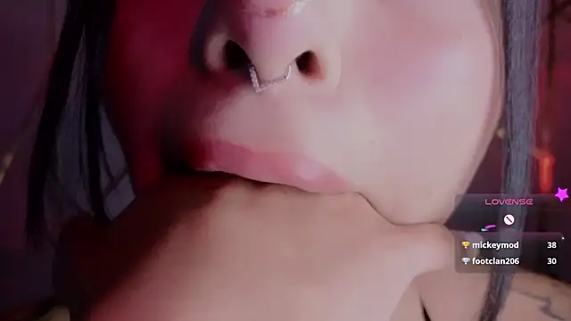 Hollyxx  online show from 01.16.26