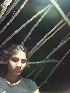 Snapshot of Jyoti_thakurr chatting on 09.08.25 Jyoti thakurr online show from 09.08.25